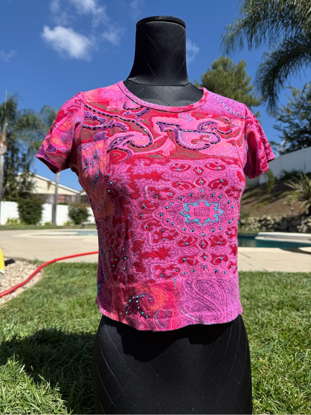Vintage Women's Pink Paisley 100% Cotton Beaded Baby Tee